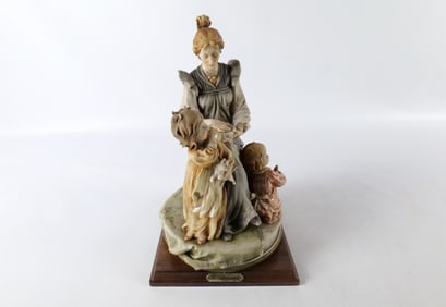 Giuseppe Armani Mother with Children Porcelain Figurine
