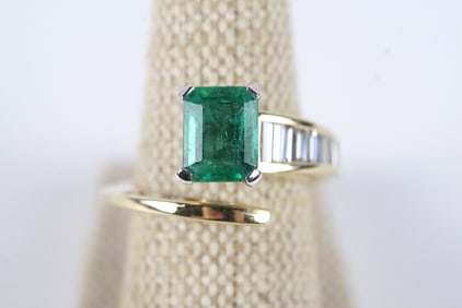 14K Gold Emerald and Diamond Ring