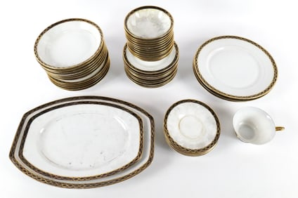 Lot of Hutchenruther Dinnerware Pieces