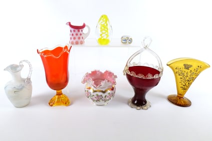 Lot of 8 Pieces of Art Glass