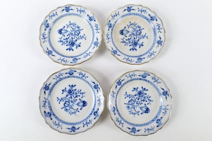 Lot of 4 Meissen Blue Onion Dessert Plates