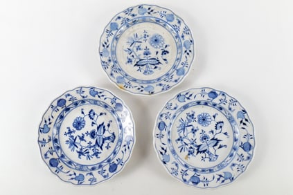 Lot of 3 Meissen Blue Onion Plates