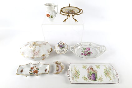 Lot of Decorative Porcelain Pieces