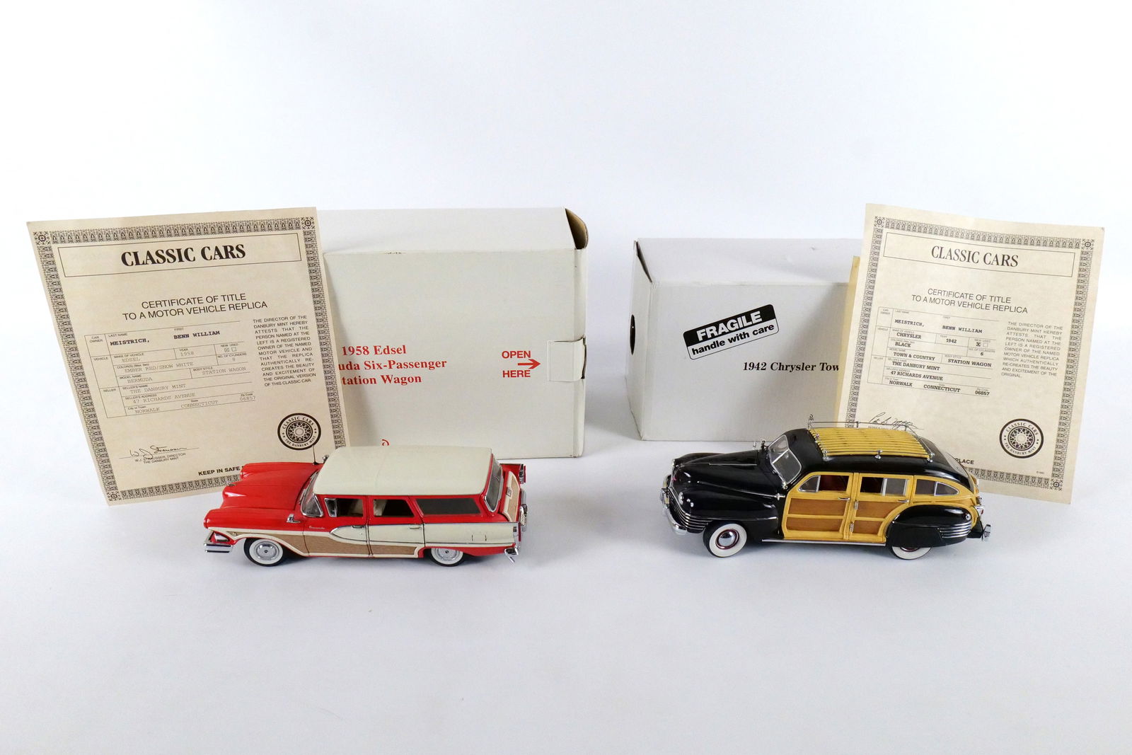 Lot of 2 Danbury Mint Diecast Cars (1 of 18)