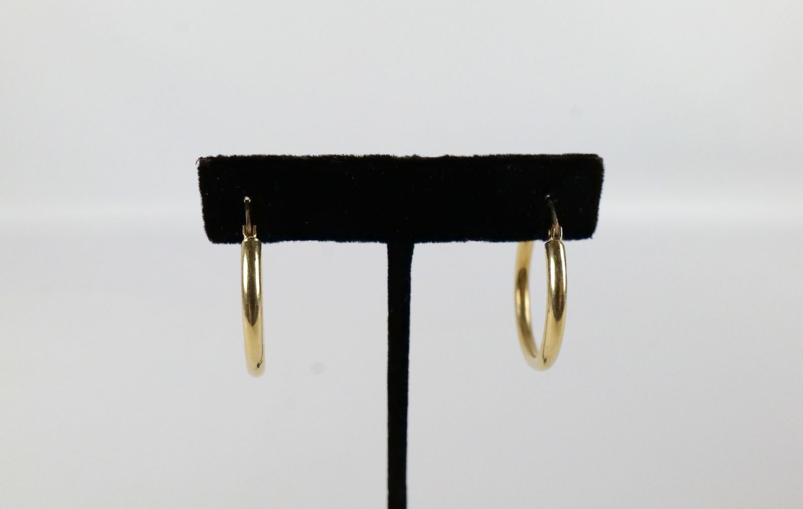 Pair of Hollow 14K Gold Hoop Earrings (1 of 5)