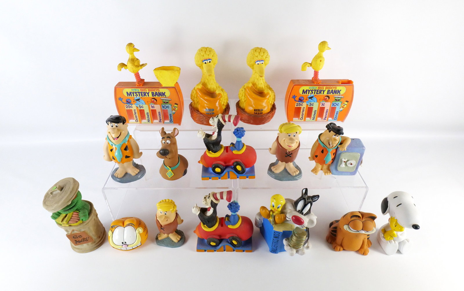 Lot of Various Cartoon Character Banks (1 of 15)
