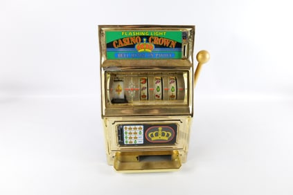 Flashing Light Casino Crown Slot Machine Game