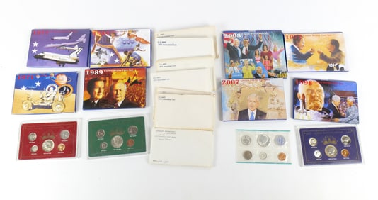 Group of US Mint Sets