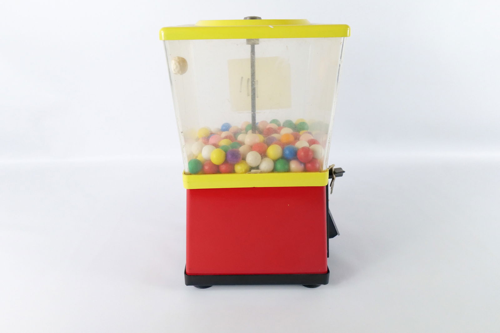 Lot of 2 Vintage Gumball Machines - 11