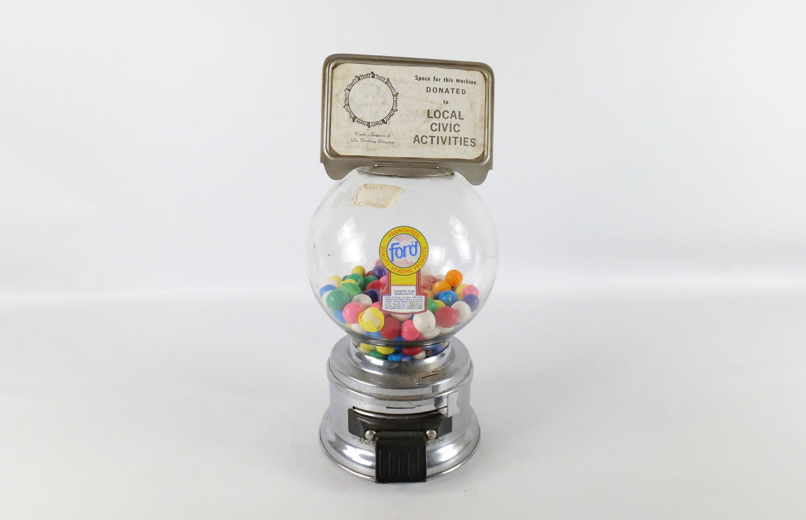 Ford Gumball Vending Machine (1 of 7)