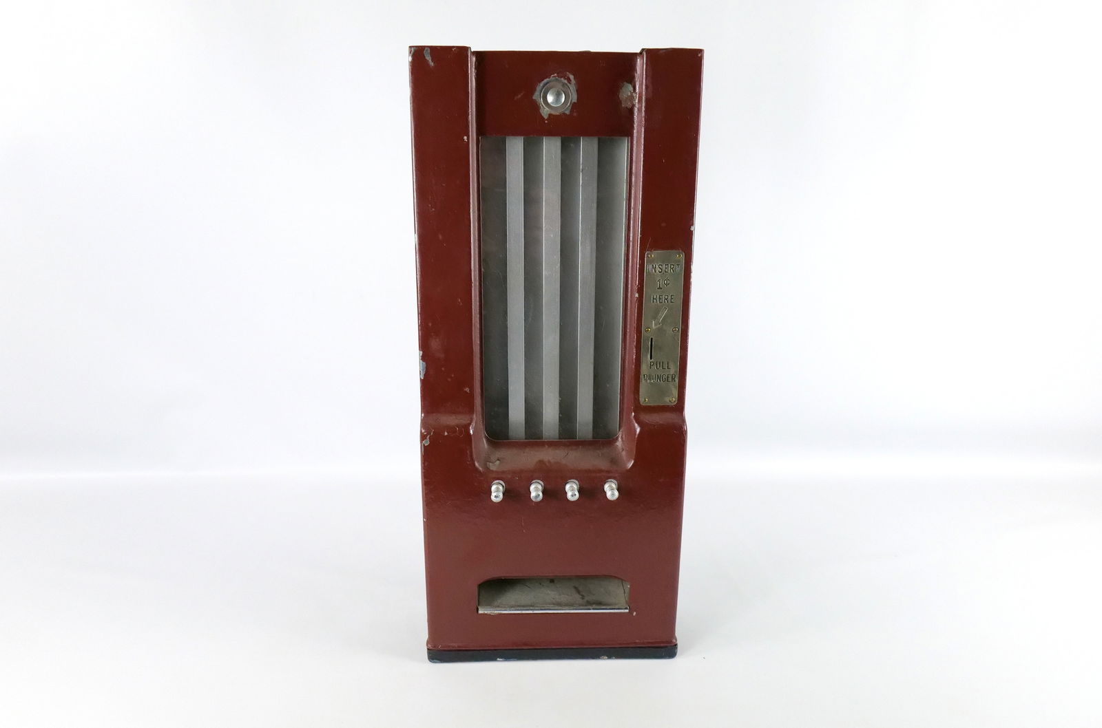 Vintage Adams 1 Cent Gumball Machine: Vintage Adams 1 Cent Gumball Machine. Has some paint chipping and plungers are hard to pull. Key slot has been replaced with a screw. Measures 22.75" tall x 10" wide. All invoices must be paid within