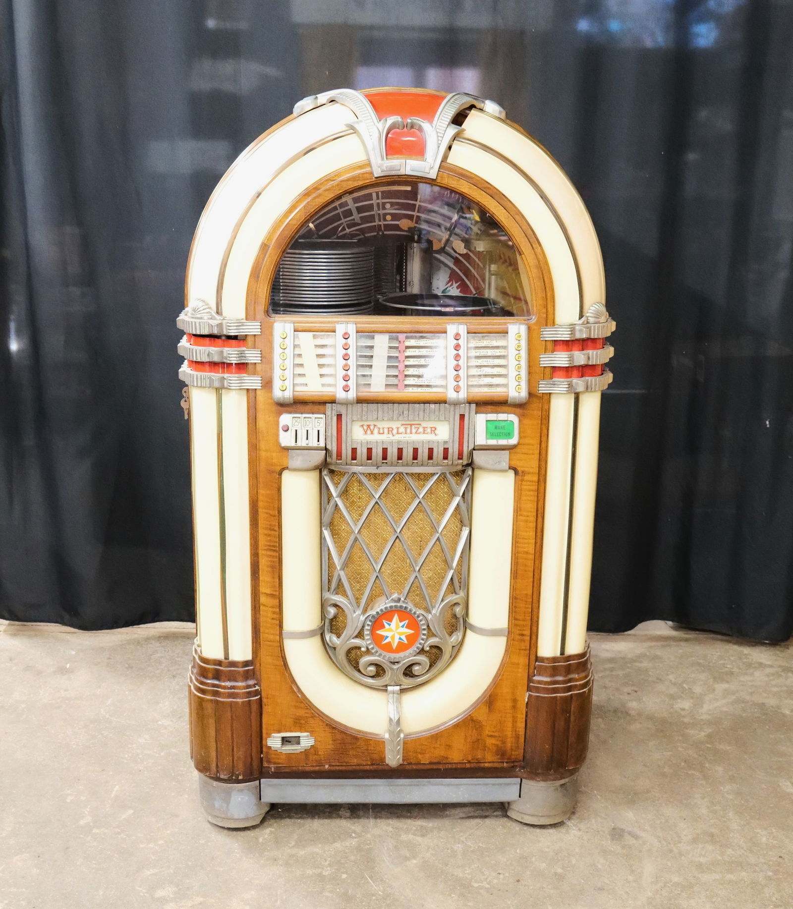 WURLITZER X2 ジュークボックス 1970's Era Wurlitzer X2 Juke Box