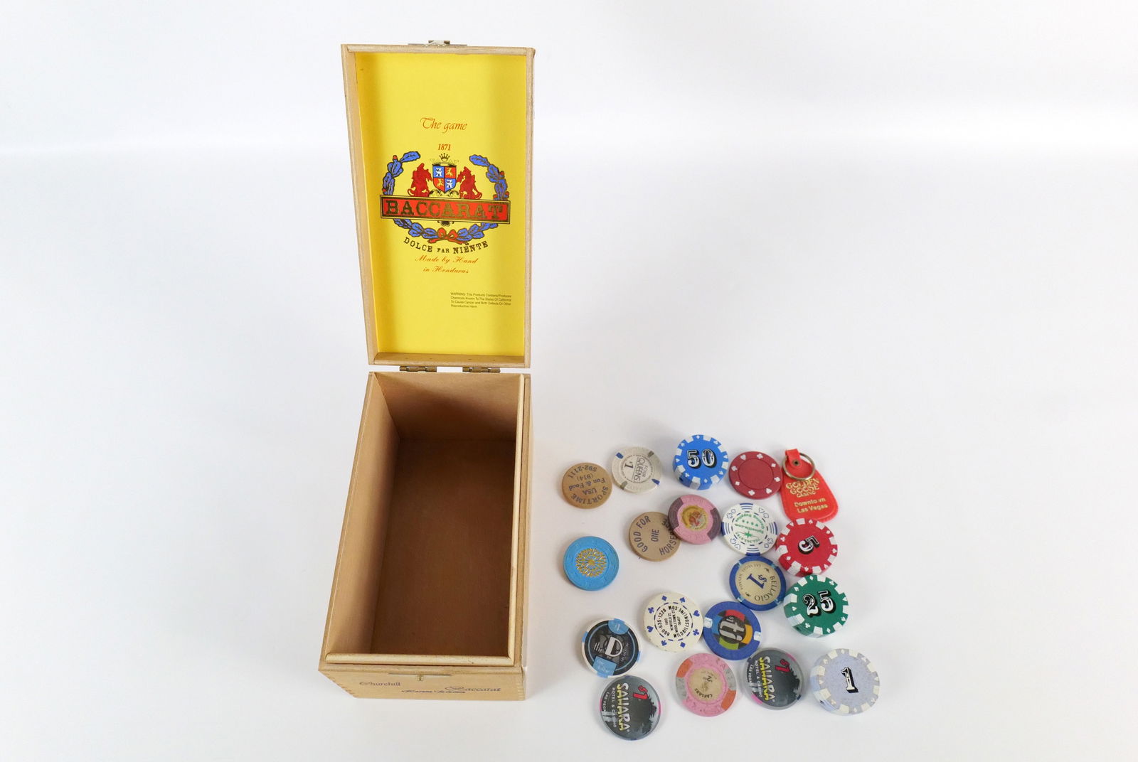 Lot of Casino Chips and Novelty Chips (1 of 8)