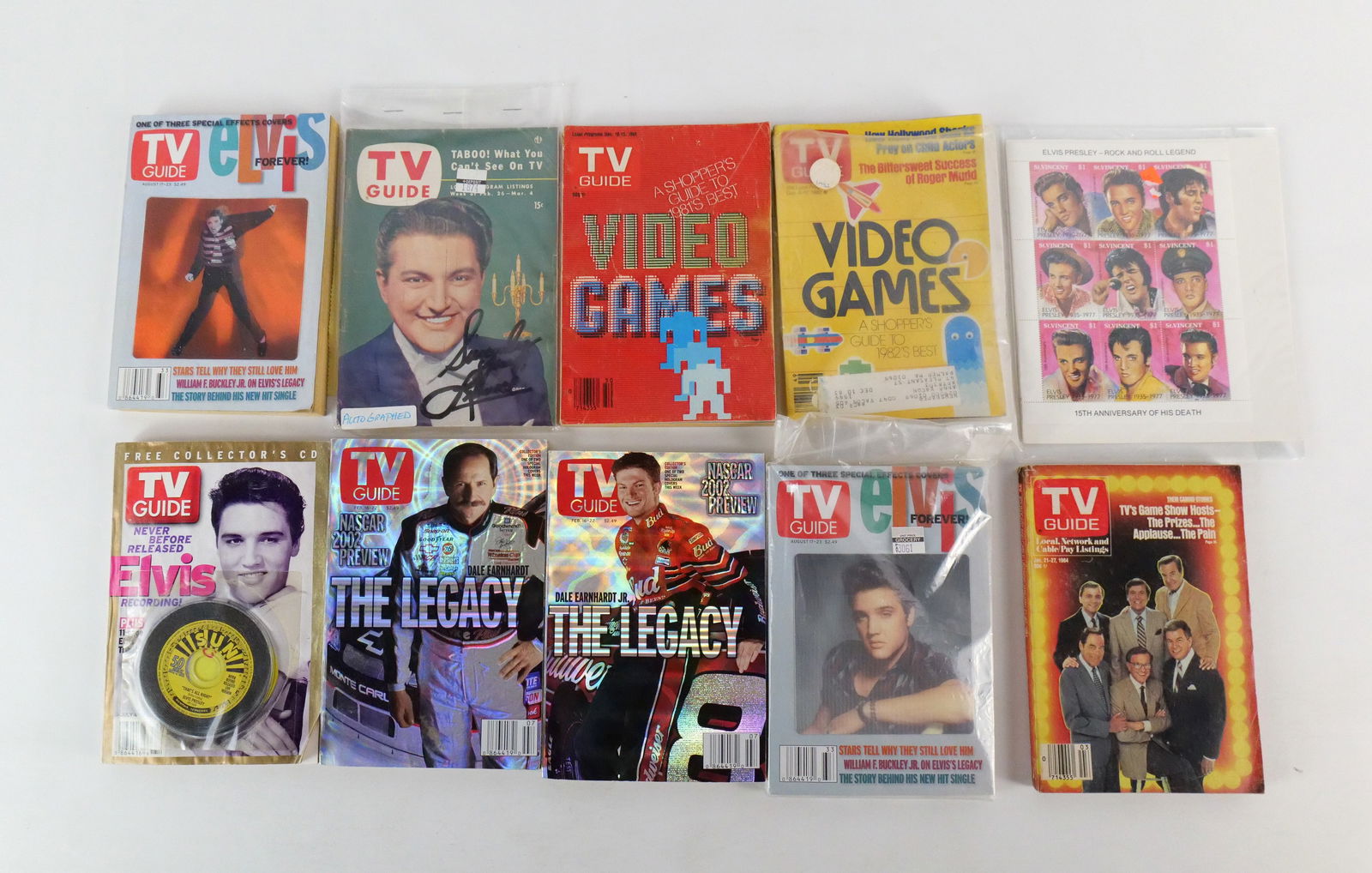 Lot of Vintage TV Guides (1 of 7)