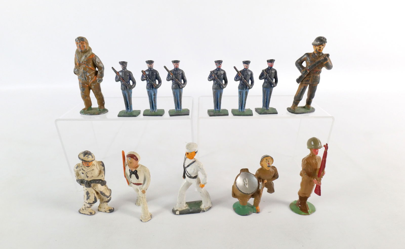 Lot of Lead Soldier Figures (1 of 11)