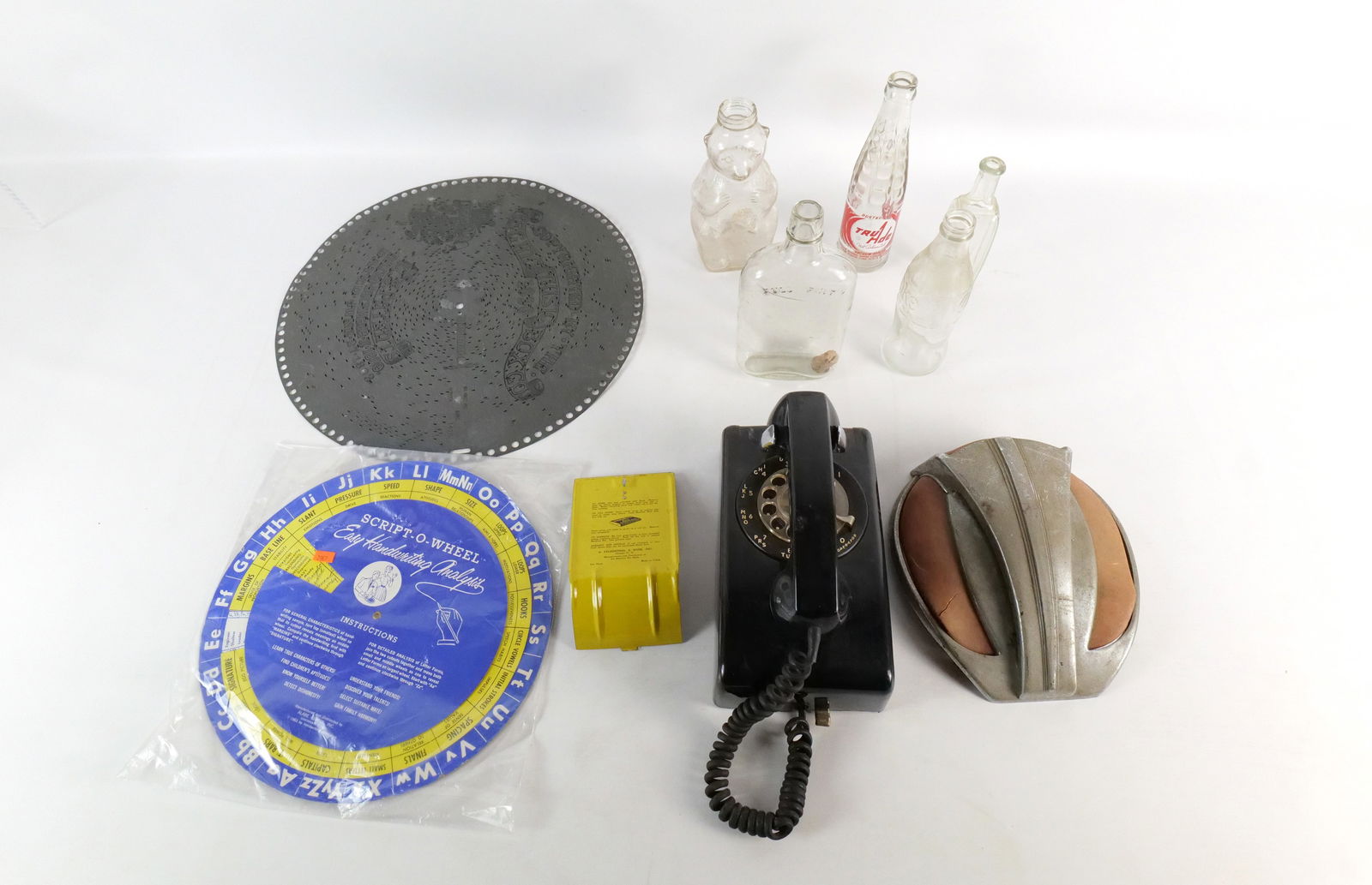 Lot of Assorted Vintage Items (1 of 12)