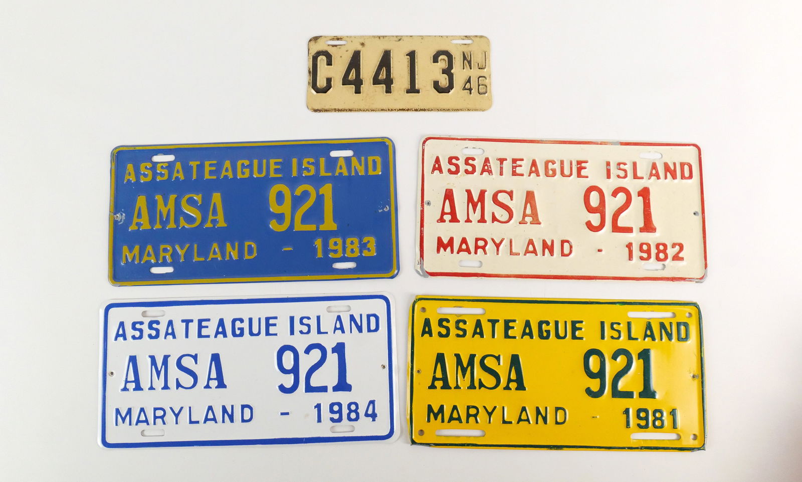 Lot of License Plates (1 of 7)