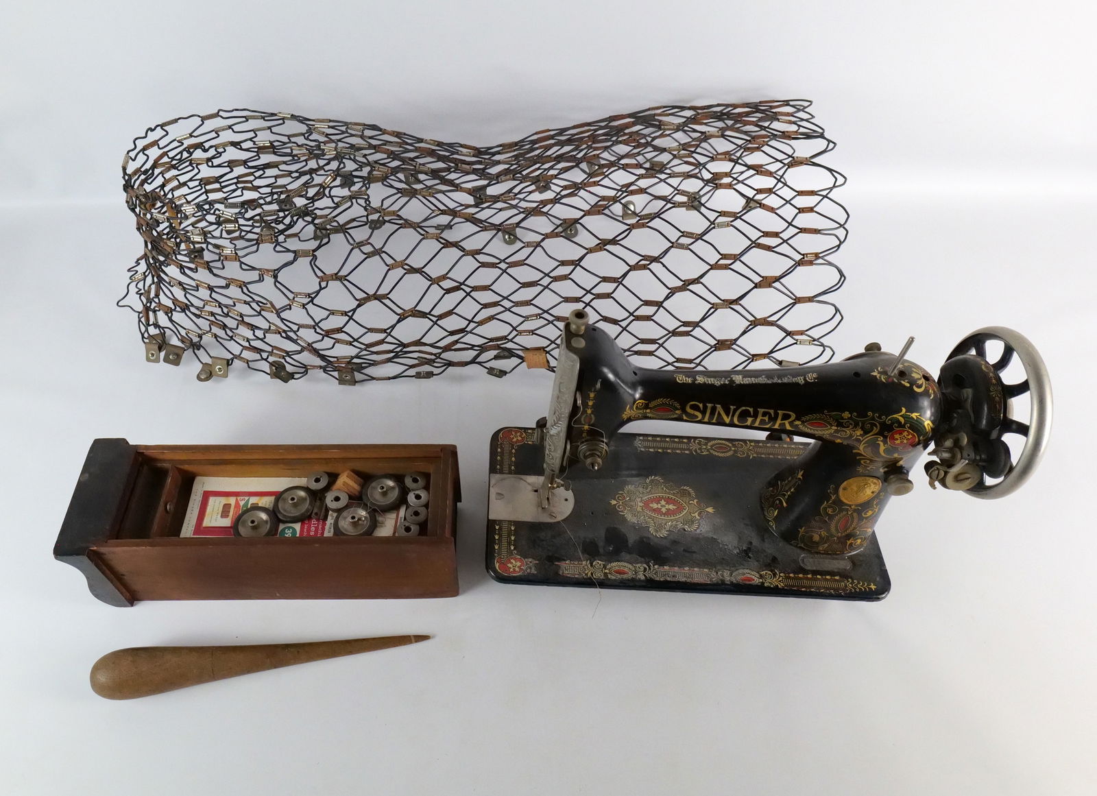 Vintage Sewing Lot (1 of 13)