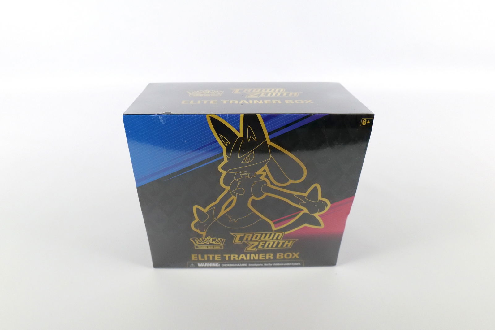 Pokémon Crown Zenith Elite Trainer Box (1 of 7)