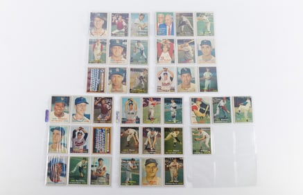 Lot of 40 Topps 1957 Baseball Cards