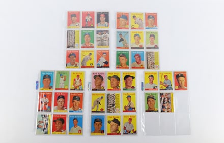 Lot of 41 Topps 1958 Baseball Cards
