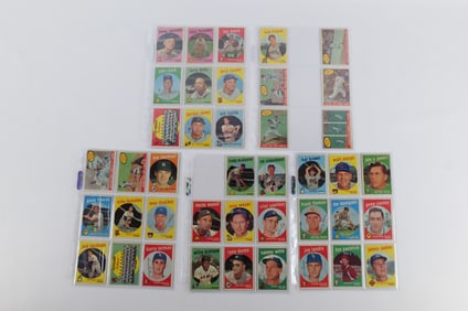 Lot of 41 Topps 1959 Baseball Cards