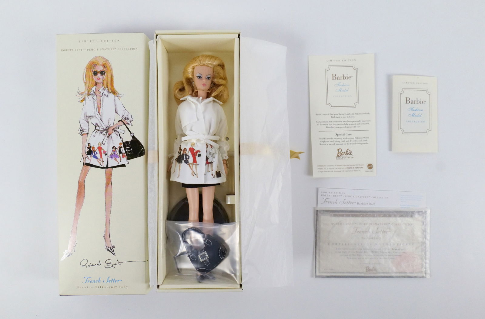 Trench Setter Silkstone Limited Edition Barbie Doll: Trench Setter Silkstone Limited Edition Barbie Doll - Fashion Model Collection - Robert Best BFMC Signature Collection. New in Box. All invoices must be paid within 24 hours of the sale. We offer mult