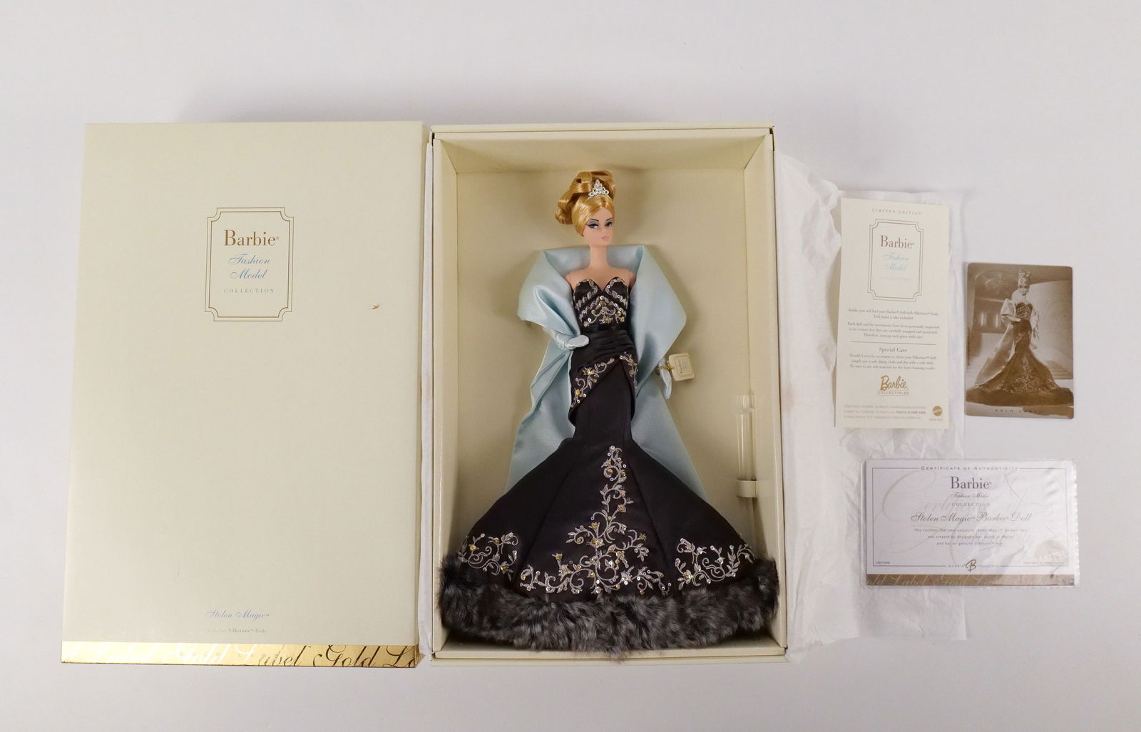 Stolen Magic Silkstone Gold Label Barbie Doll: Stolen Magic Silkstone Gold Label Barbie Doll - Fashion Model Collection. New in Box. All invoices must be paid within 24 hours of the sale. We offer multiple shipping options, please read the shippin