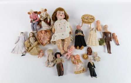 Lot of Antique to Contemporary Dolls