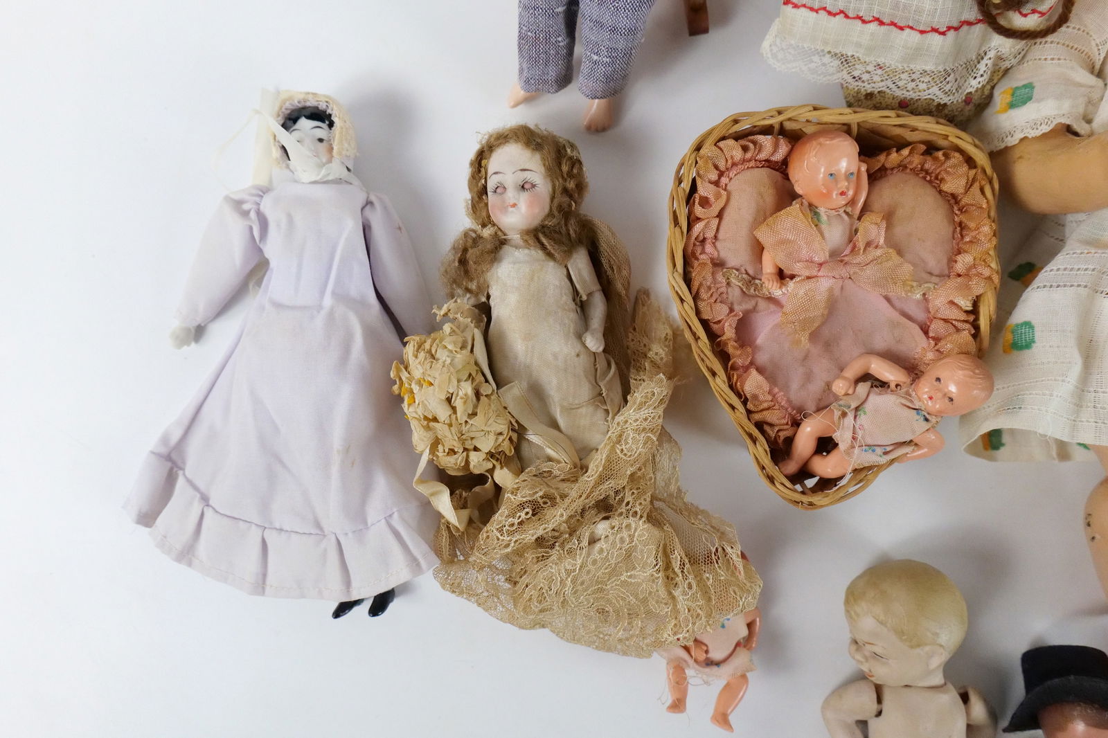 Lot of Antique to Contemporary Dolls - 3