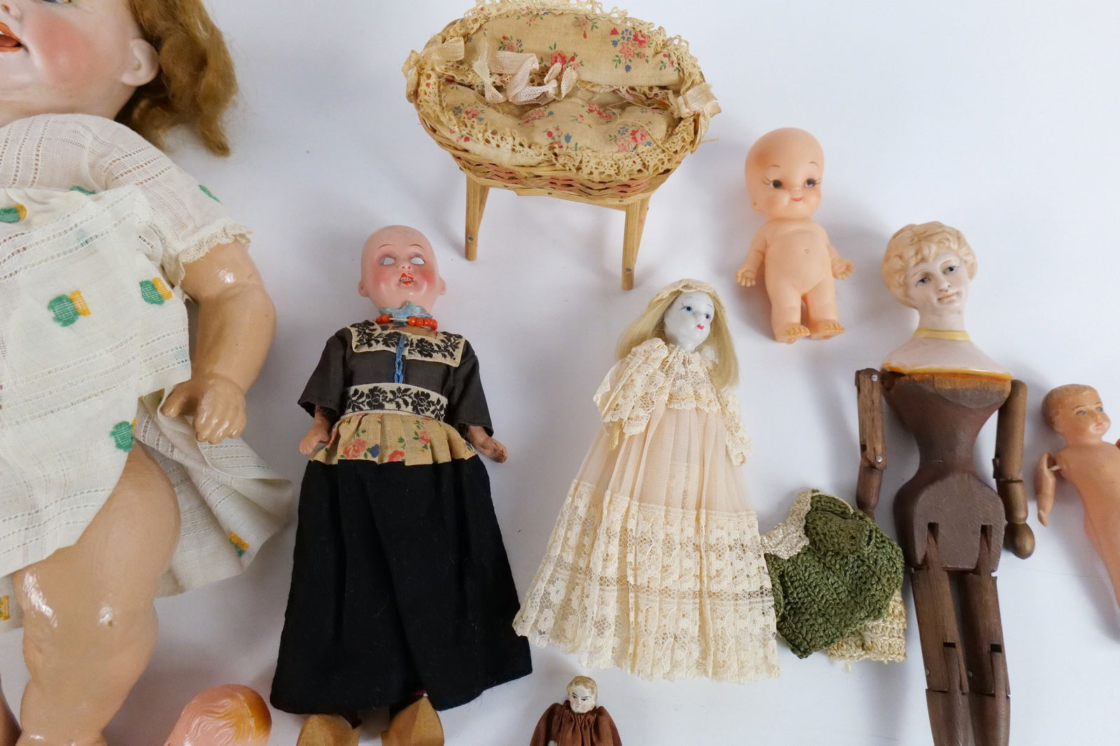 Lot of Antique to Contemporary Dolls - 6