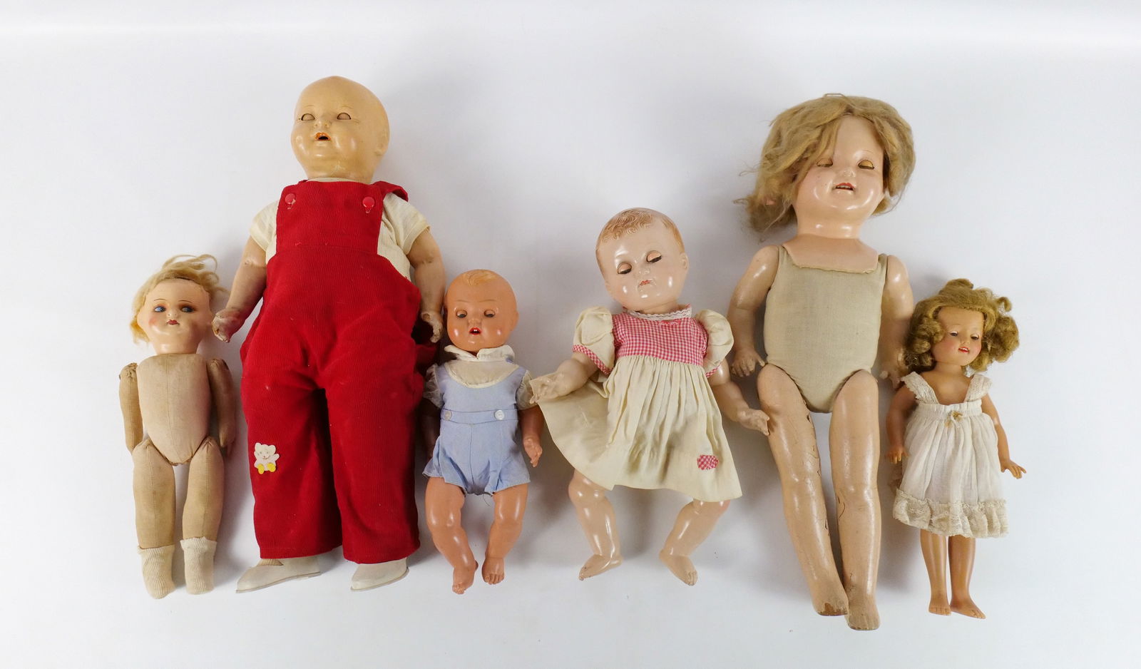 Lot of Vintage Vinyl, Composition, and Plastic Dolls (1 of 7)