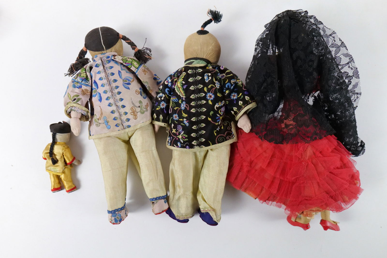 Lot of Vintage World Dolls - 5