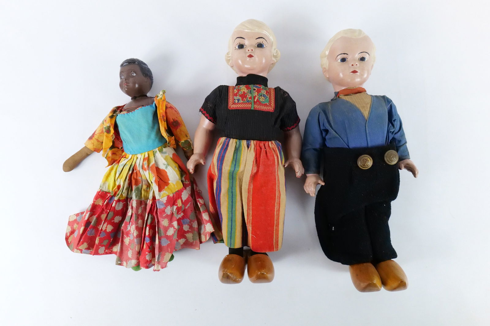 Lot of Vintage World Dolls - 6