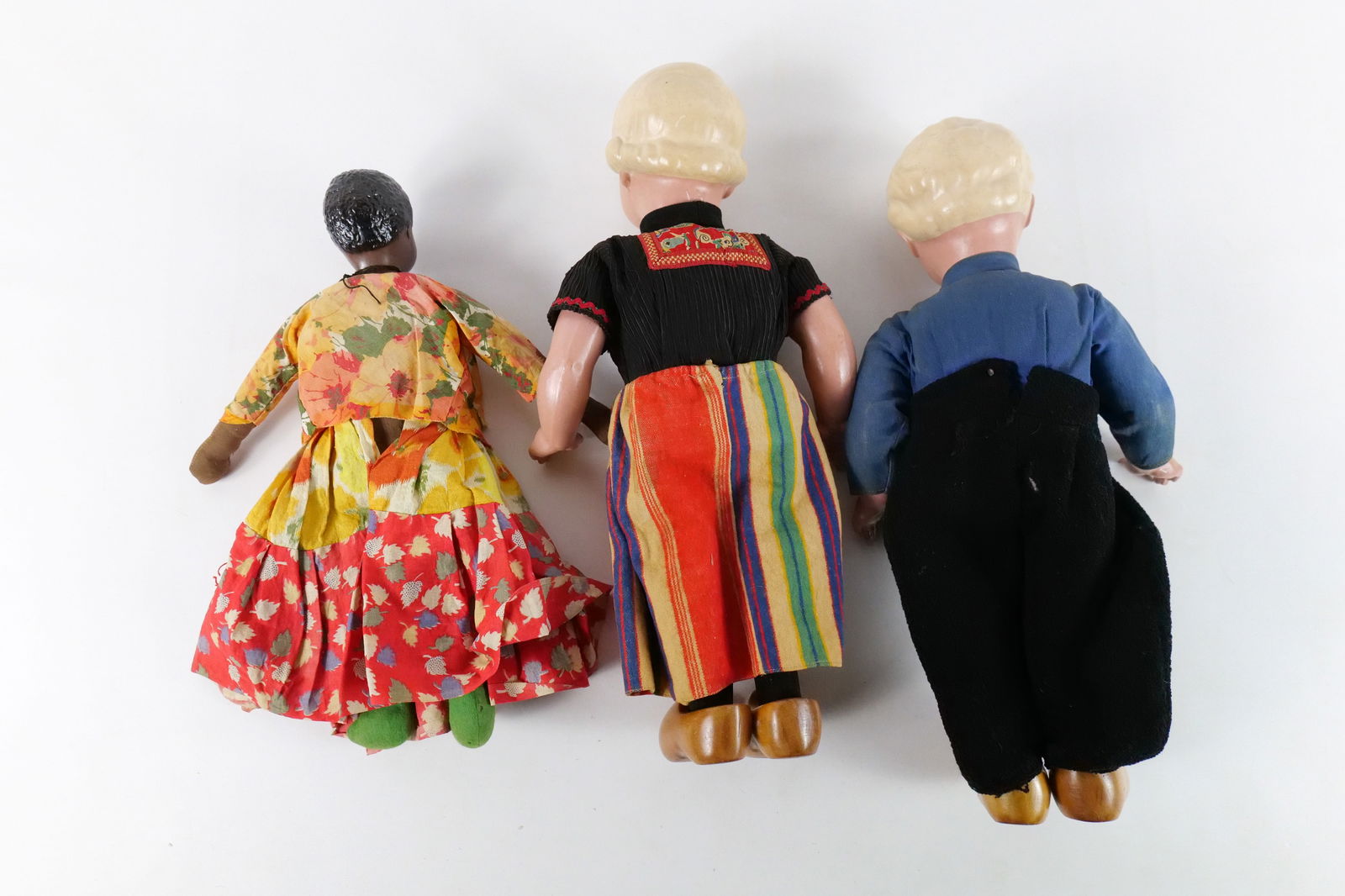 Lot of Vintage World Dolls - 7