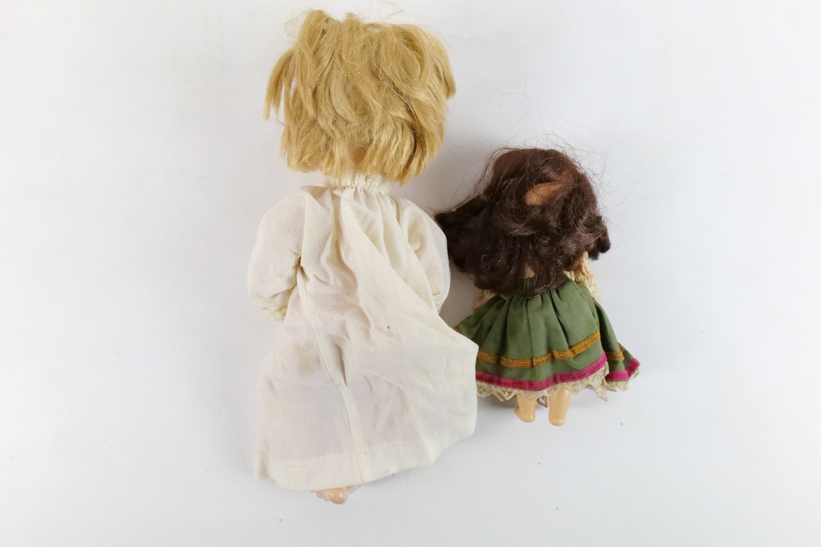 Lot of Vintage to Contemporary Dolls - 3