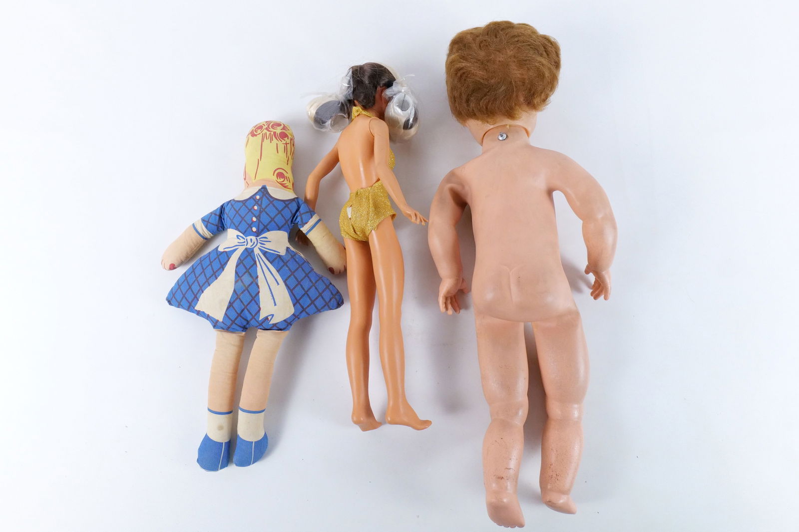 Lot of Vintage to Contemporary Dolls - 7