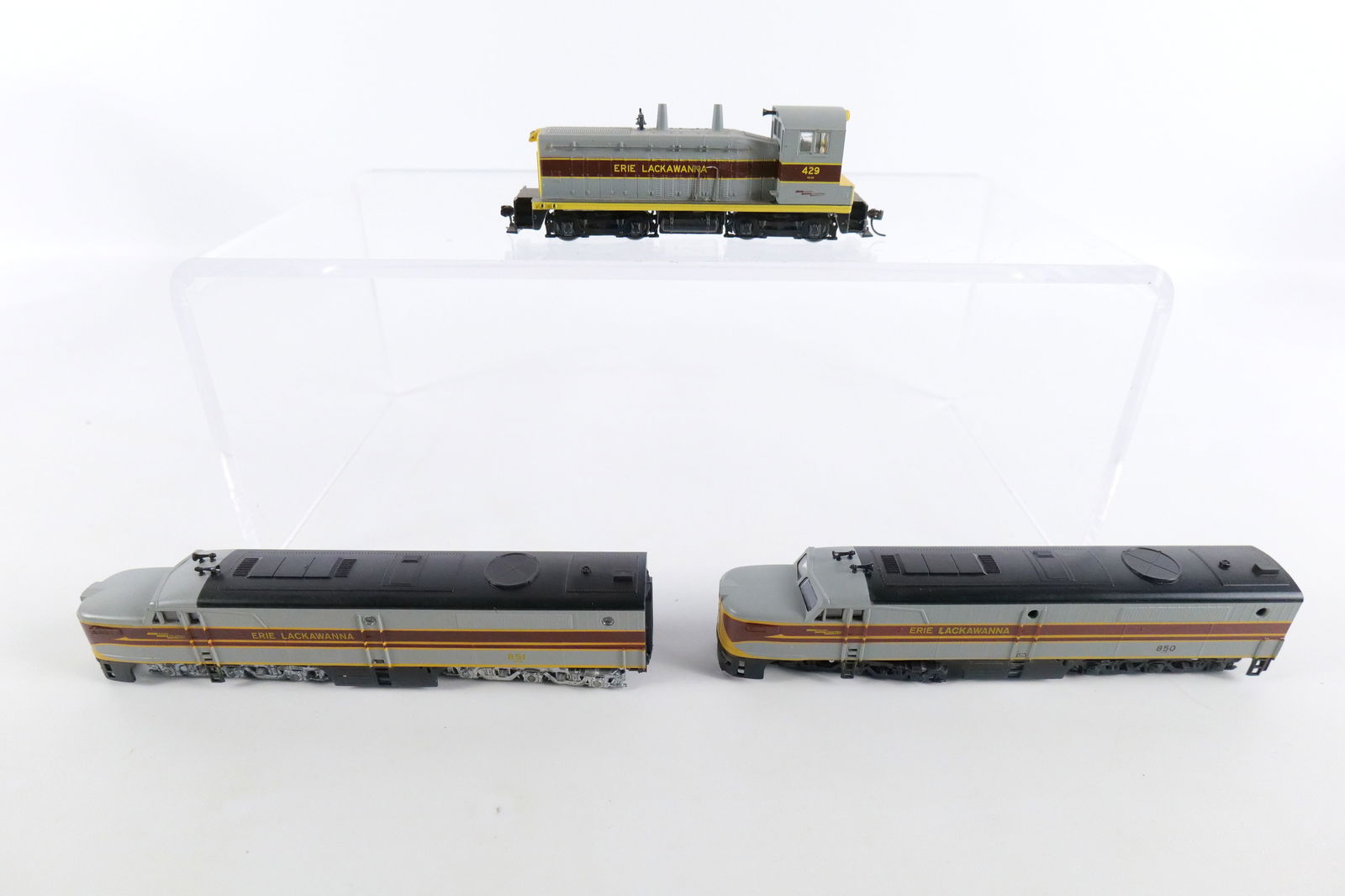 Lot of 3 Erie Lackawanna HO Gauge Engines - 3