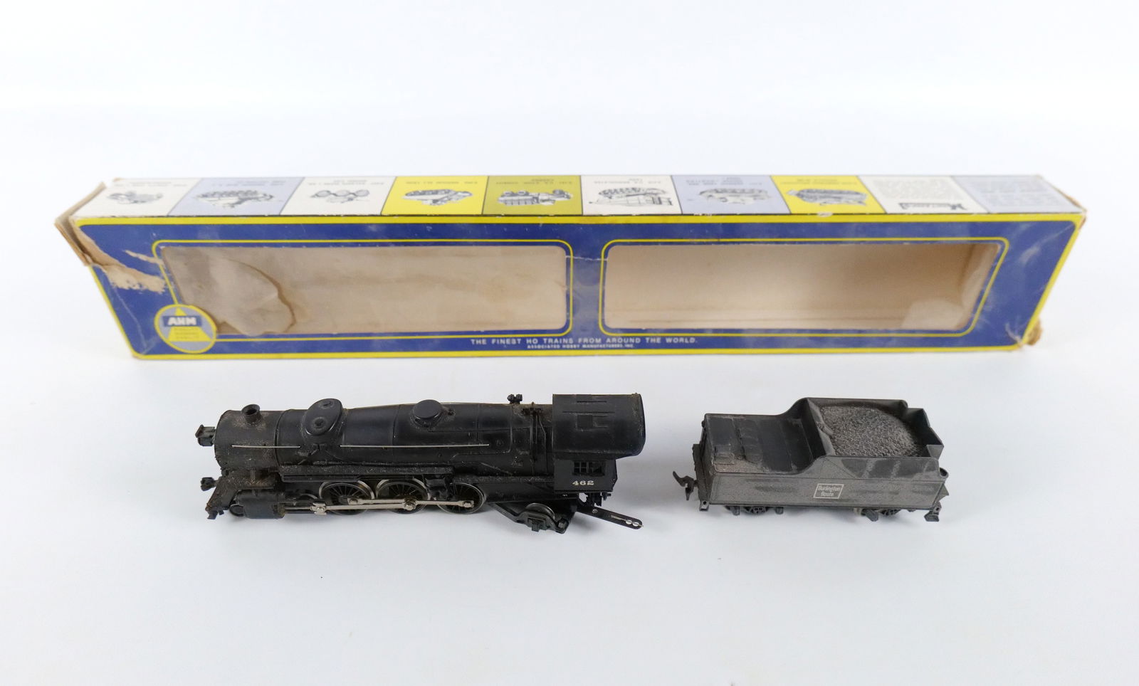 AHM HO Gauge 4-6-2 Light Pacific Engine and Tender: AHM HO Gauge 4-6-2 Light Pacific Engine and Tender. Comes with box. Used Condition. Box has some damage. All invoices must be paid within 24 hours of the sale. We offer multiple shipping options,