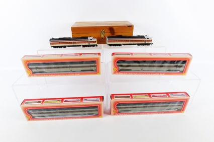 HO Gauge Erie Lackawanna Passenger Car Set