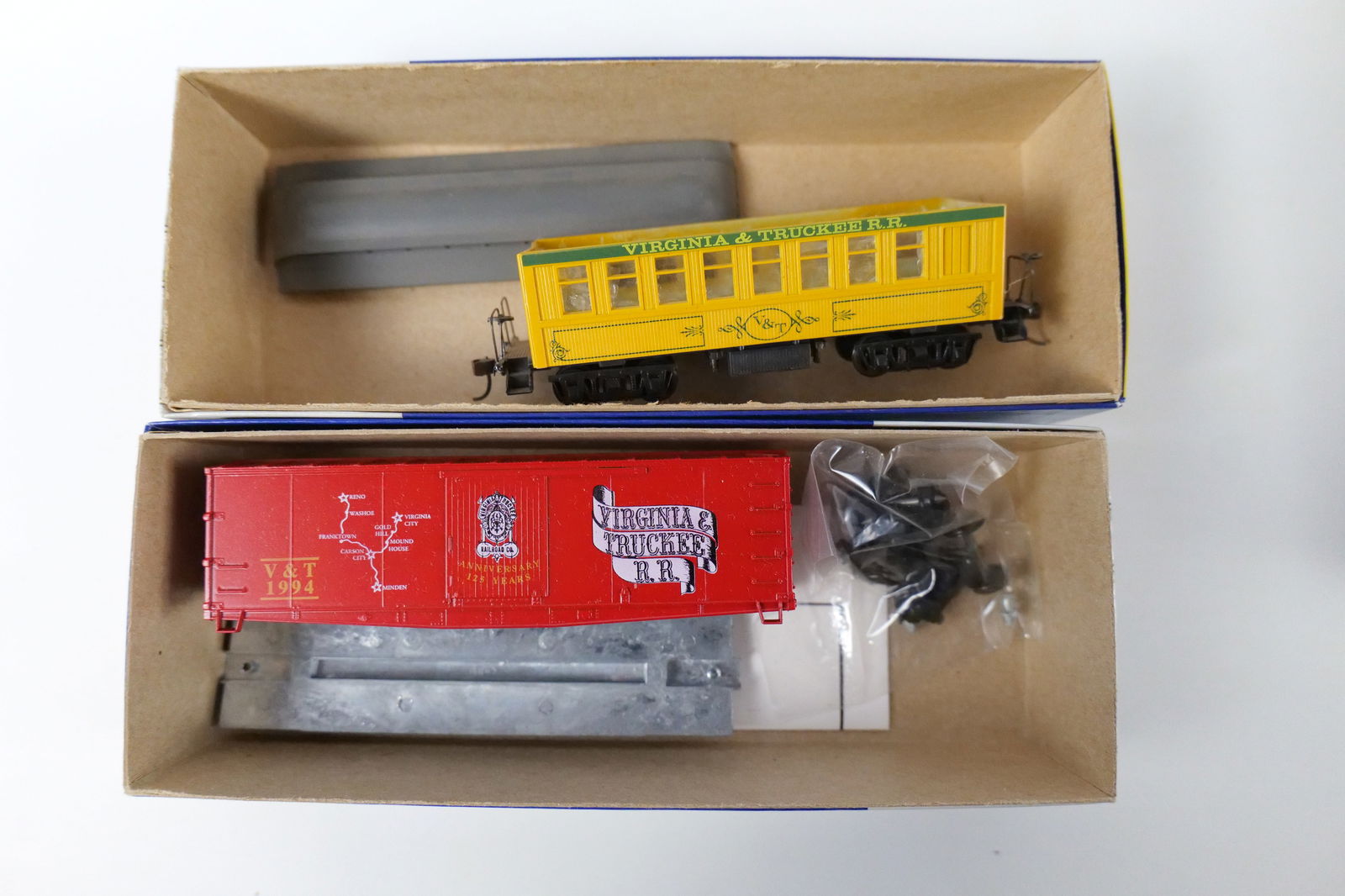 Lot of Roundhouse VT&T HO Gauge Rolling Stock - 2