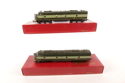 Lot of 2 Rivarossi HO Gauge Engines