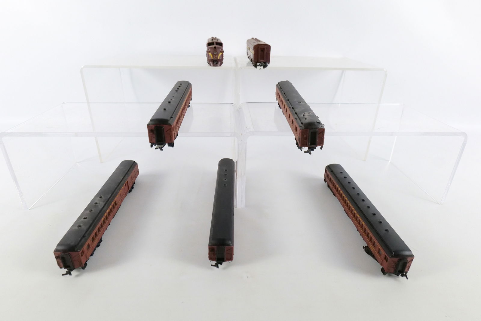 Lot of HO Gauge Pennsylvania Railroad Passenger Cars - 10