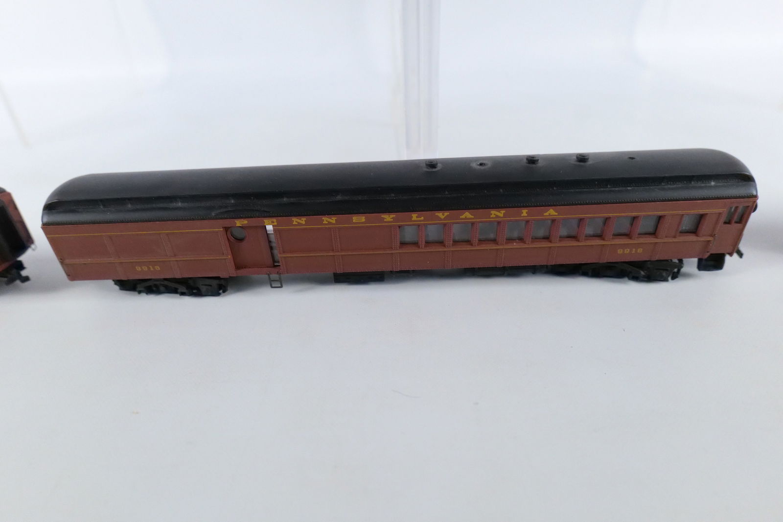Lot of HO Gauge Pennsylvania Railroad Passenger Cars - 7