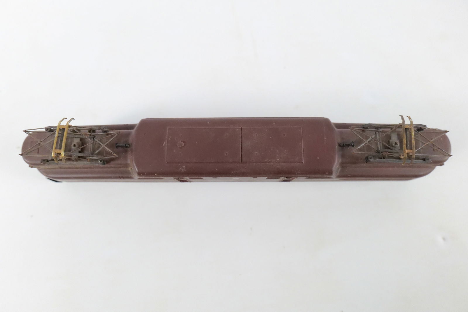 Lot of 2 HO Gauge Engines - 9