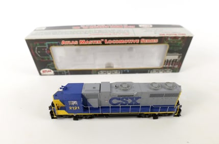Atlas Master HO Gauge GP-38 Locomotive - CSX