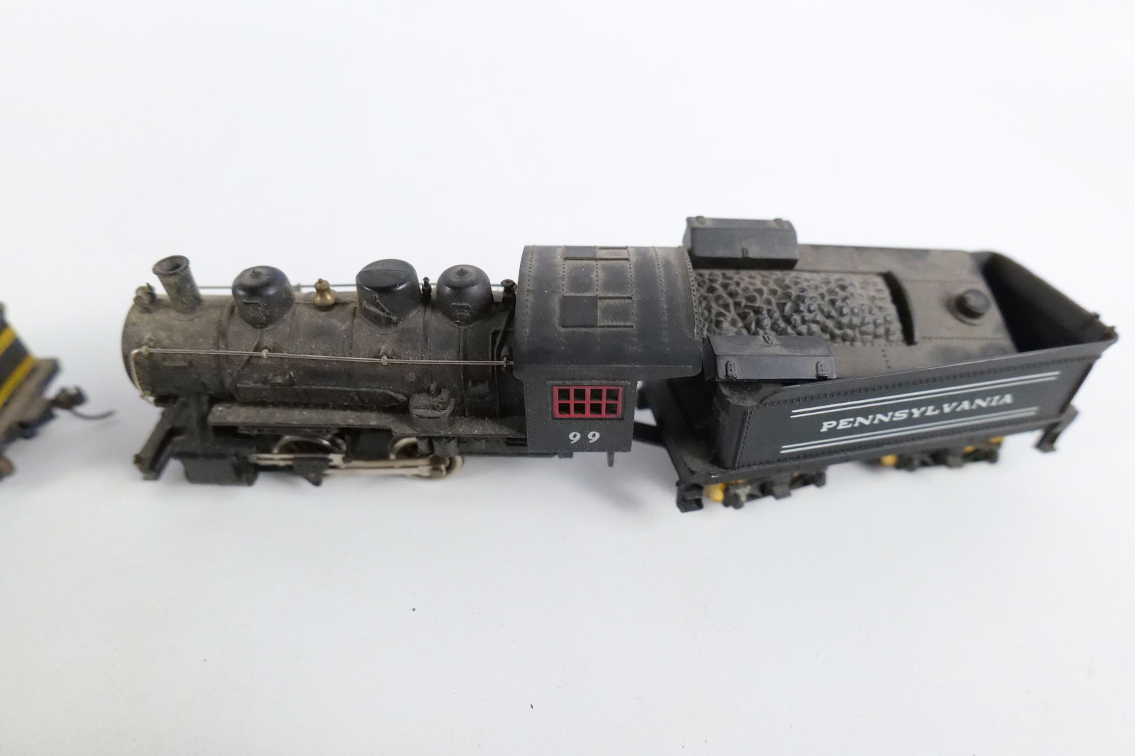 Lot of 6 HO Gauge Engines and Tenders - 4