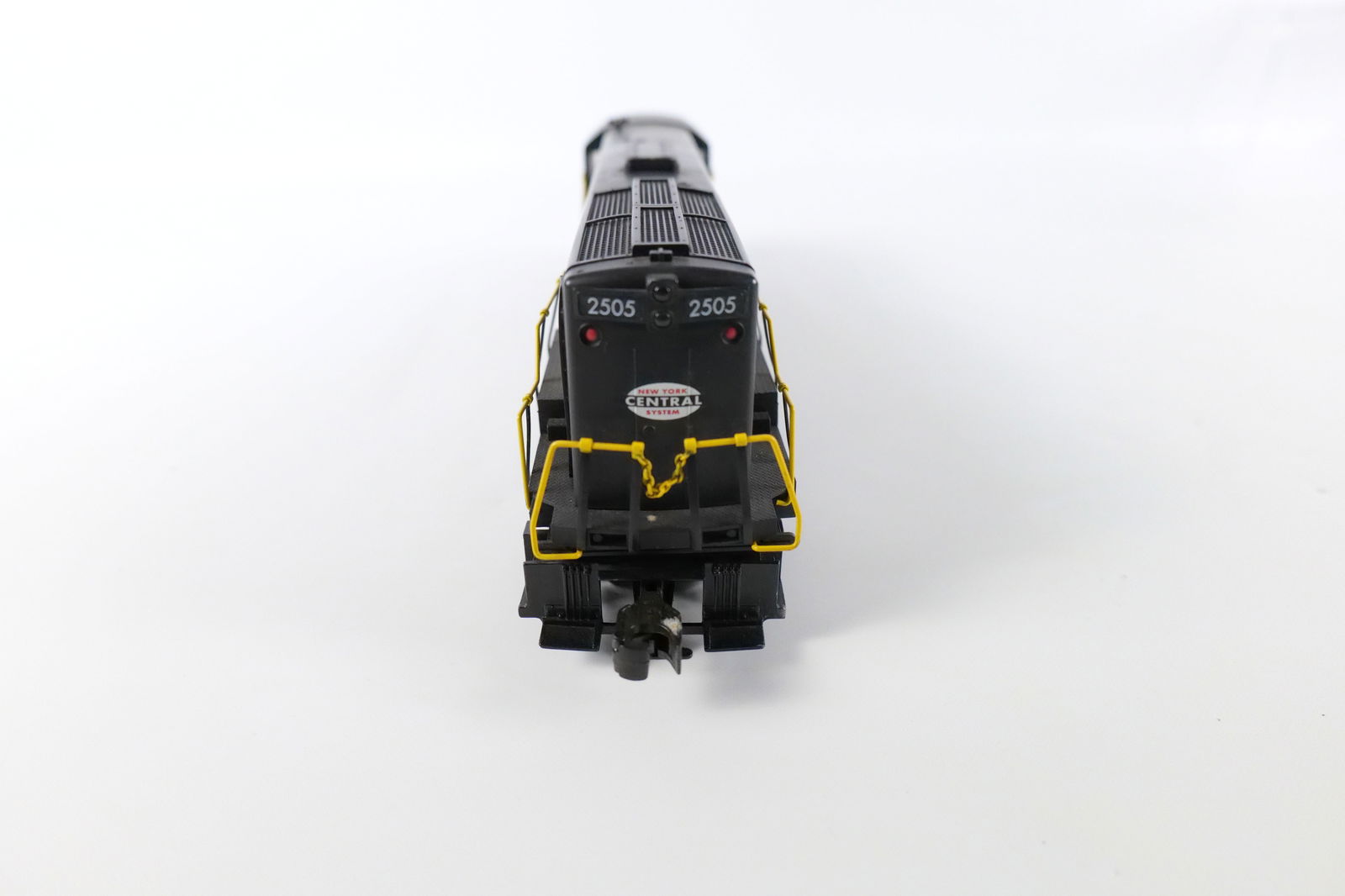 Lot of 2 O Scale Weaver Engines - 3