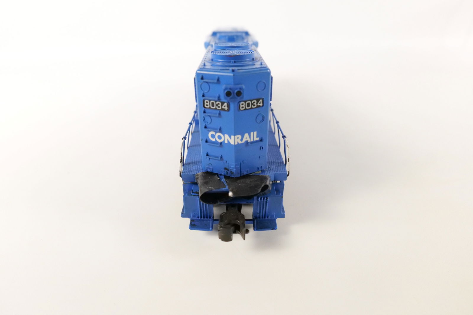 Lot of 2 O Scale Weaver Engines - 9