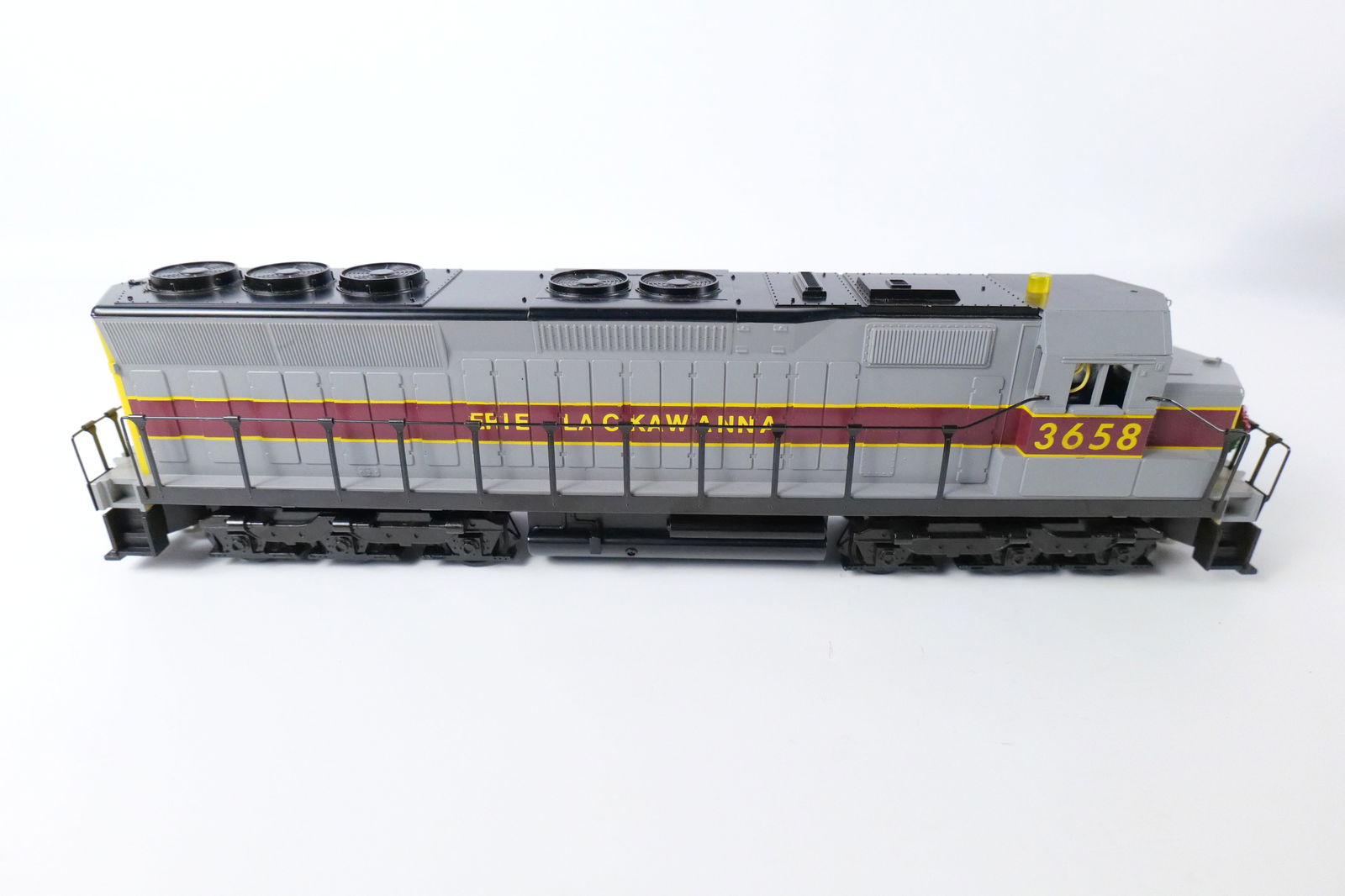 Williams O Scale Train Lot - 4